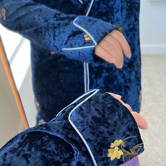 NWT🔖Endless Rose Blue Embroidered Velvet Pajama Jacket Floral Retro Vintage - Picture 12 of 13
